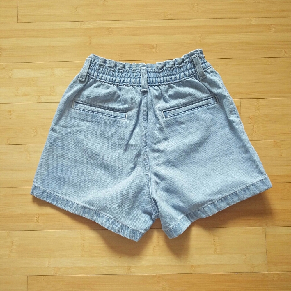 -NWT- Levi's High Waisted A Line Shorts 24 - Picture 8 of 14